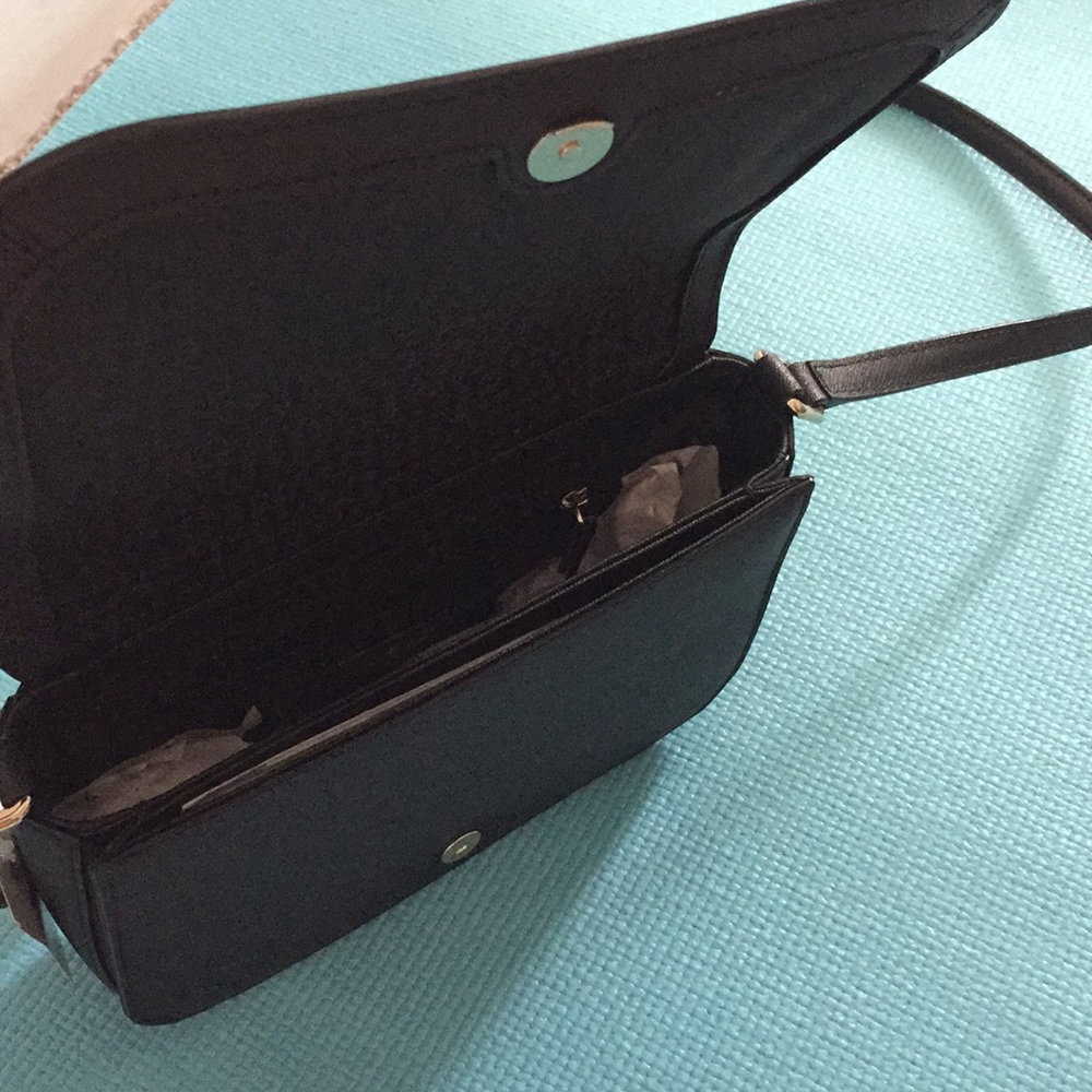 Kate Spade - Picture 2 of 2